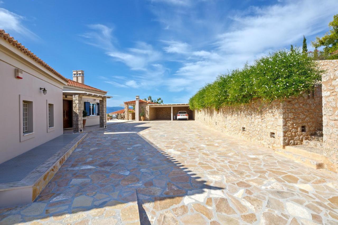 Angelico Villa